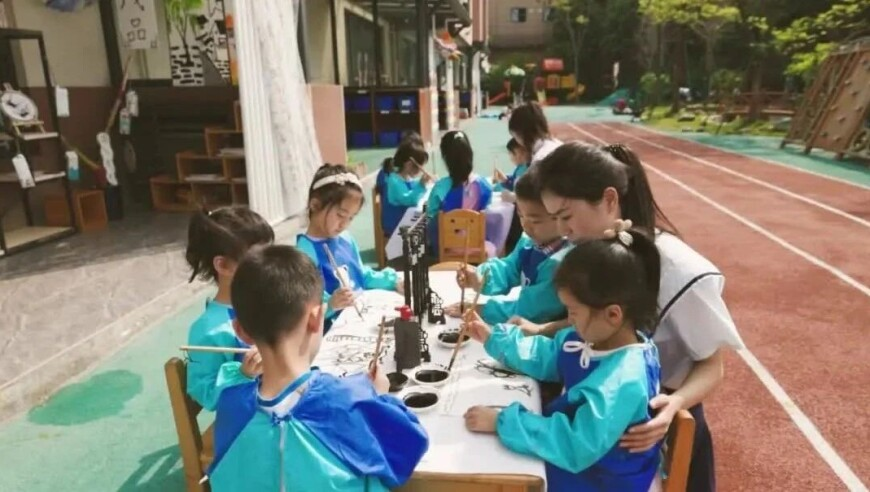 精准三肖三码三期内必开澳门,跳江救人白马主人获赠新白马,最新核心解答落实_移动版V12.43